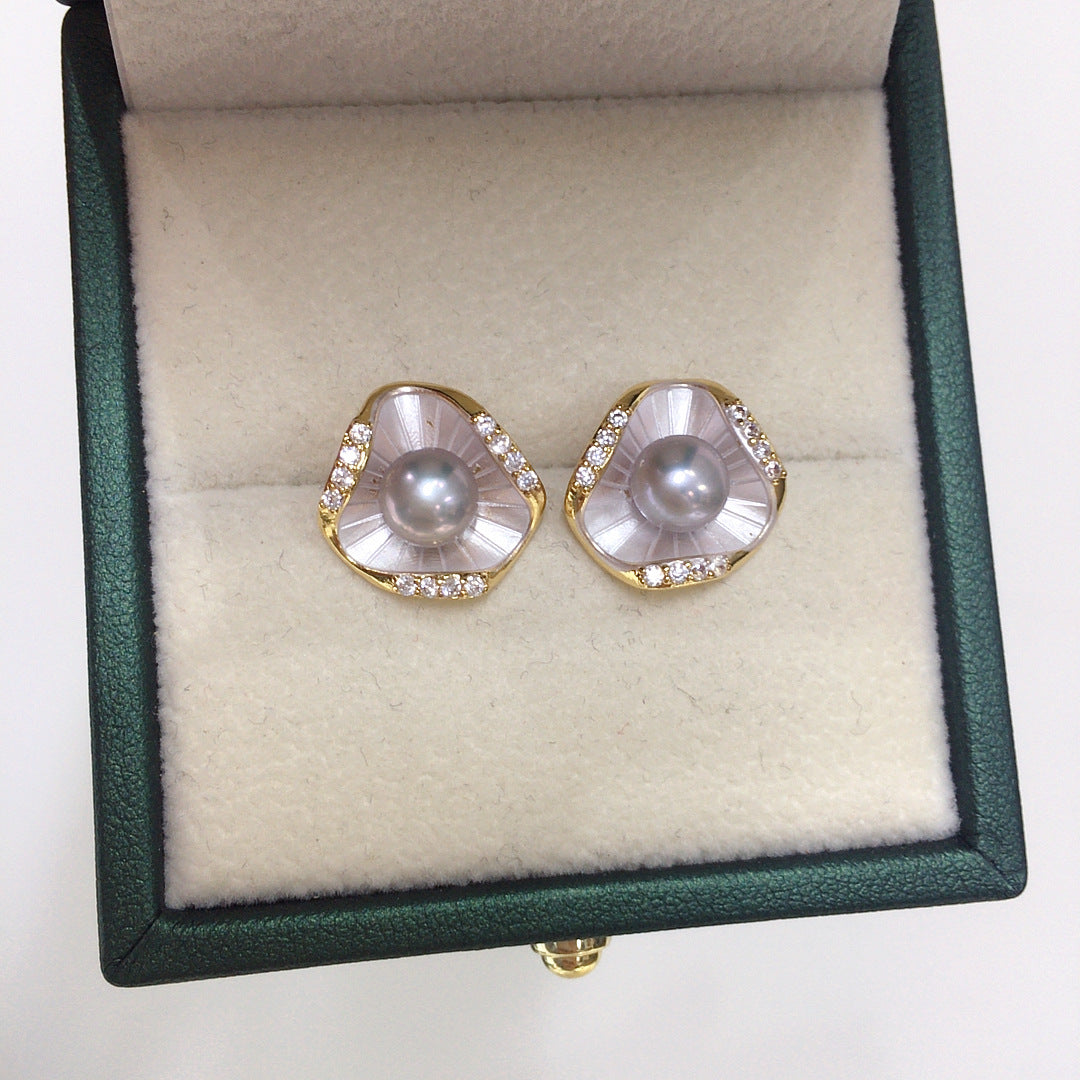 61 Natural freshwater pearl earrings Simple and fashionable lotus leaf shaped earrings Micro zircon pearl earrings