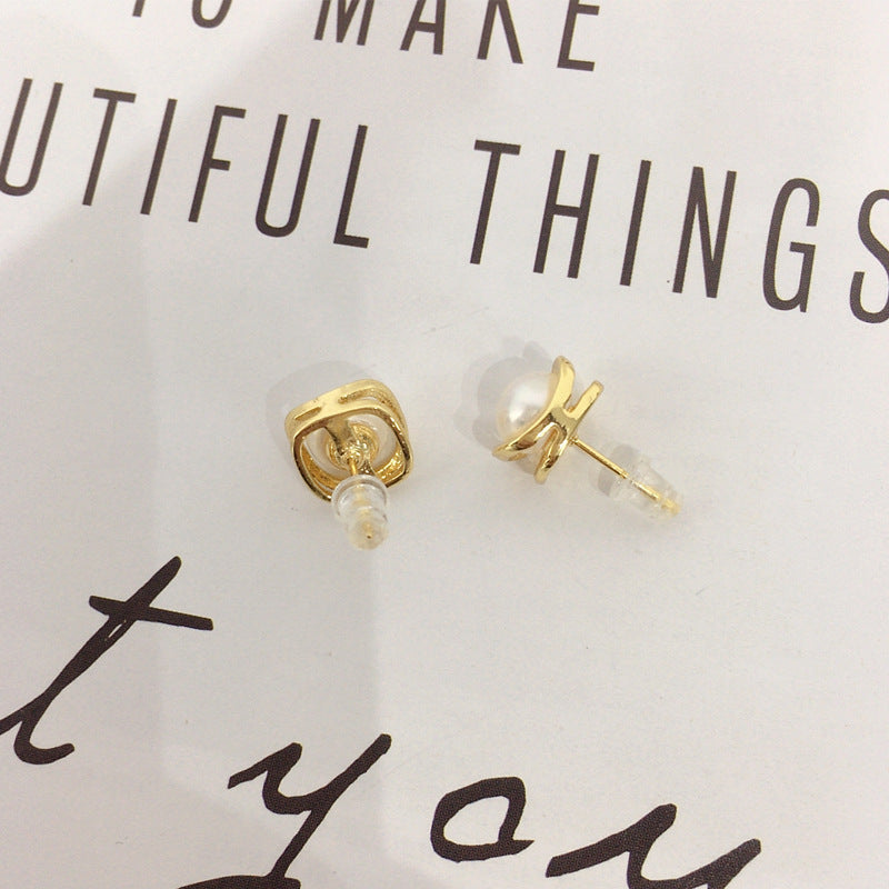 71 Natural freshwater pearl earrings Light luxury simple square pearl earrings Elegant women's jewelry