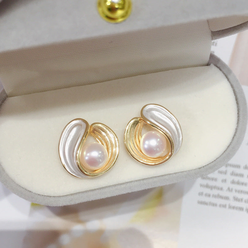 67 Natural freshwater pearl earrings Fashionable and simple earrings High-quality jewelry Elegant ladies' gift